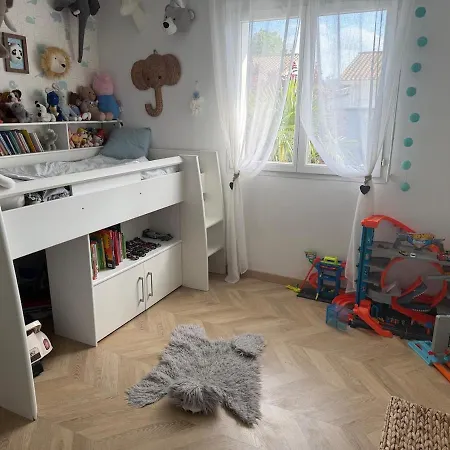 Maison Calme, 4 Chambres, Piscine, Petanque Mérignac